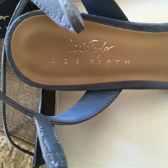 Suede shoes - Picture 4 of 6